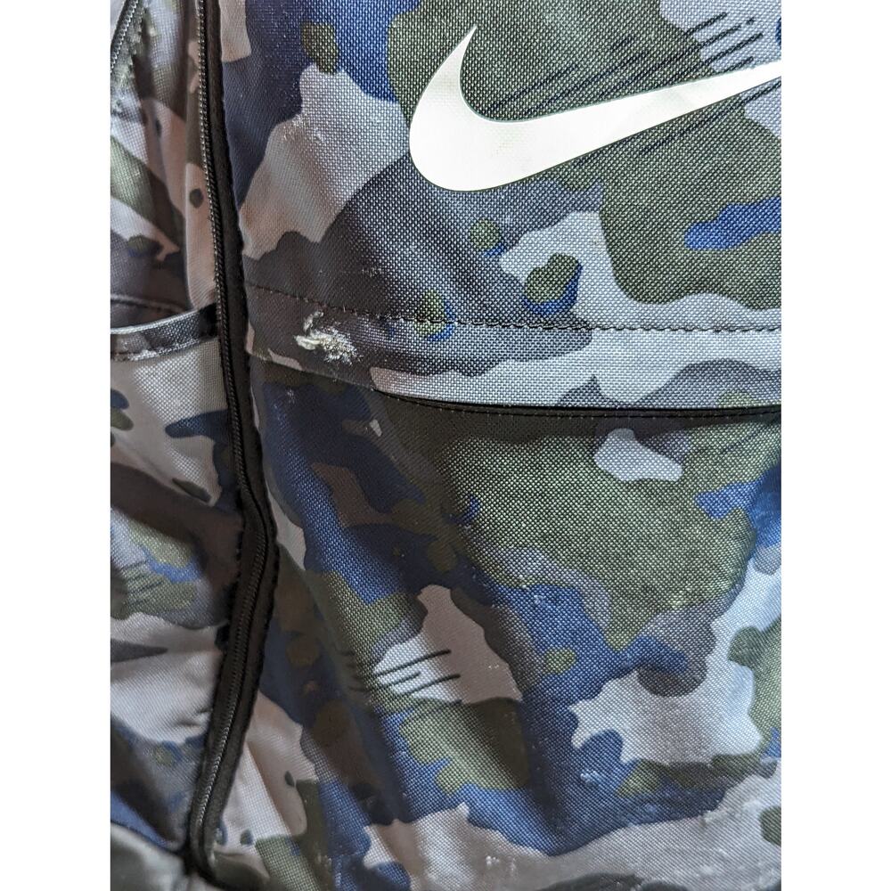 Nike Camo Backpack With Comfort Straps - Picture 3 of 9